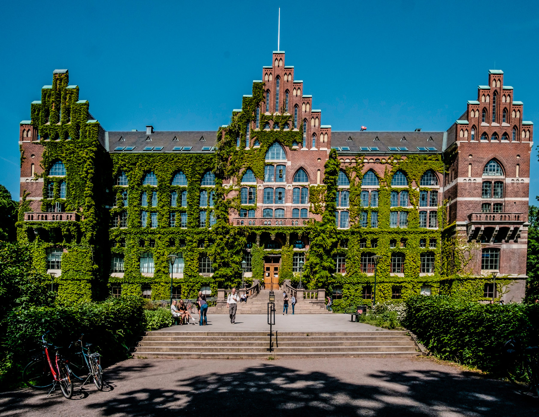 Explore the many opportunities available at Lund