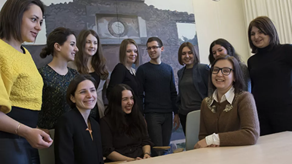Ukraine’s First Deputy Minister of Education, Inna Sovsun, meets international students.