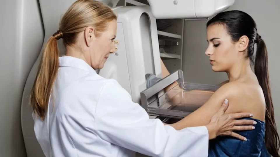 New study looks at ways to successfully conduct breast cancer screening with less pain for women. Photo: Shutterstock