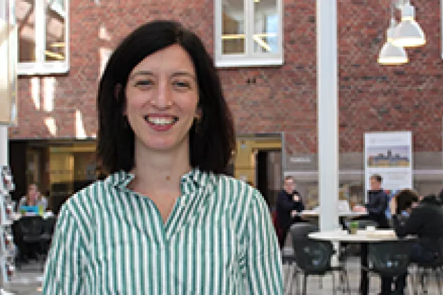 Alumna Sara Murray