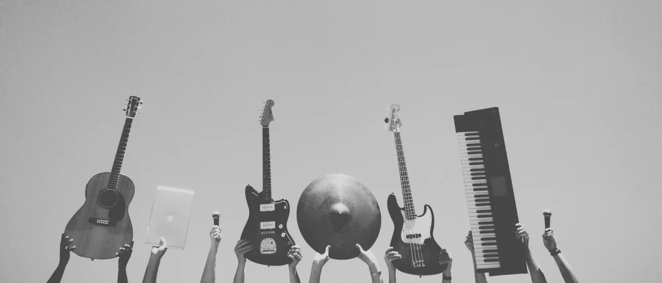A black and white photo showing different instruments. 