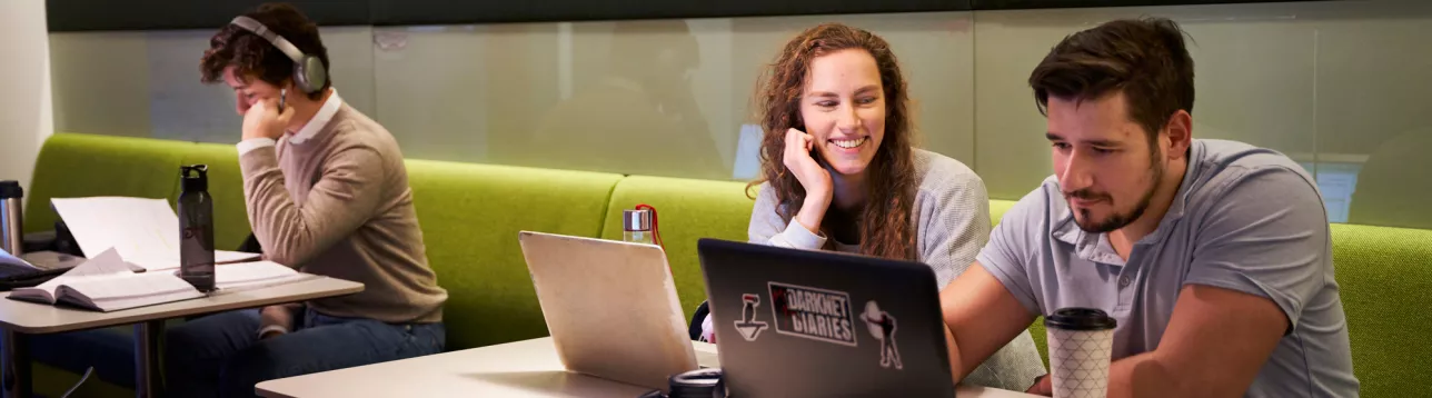 Students studying and laughing in a student room at the Faculty of Engineering and Technology. Photo: Johan Persson.