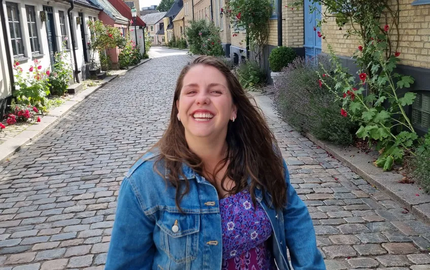 Monica in one of the streets of Lund. Photo.